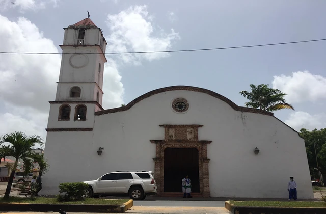 Iglesia de la Santisima Cruz El Seibo